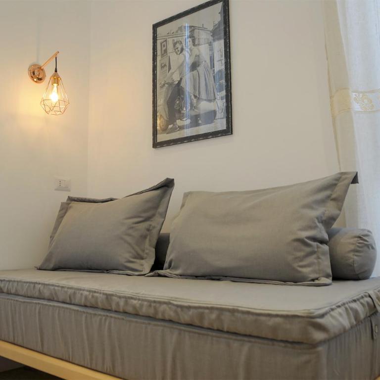 Roma Vespahouse - Camera Tripla con Bagno Privato - 7