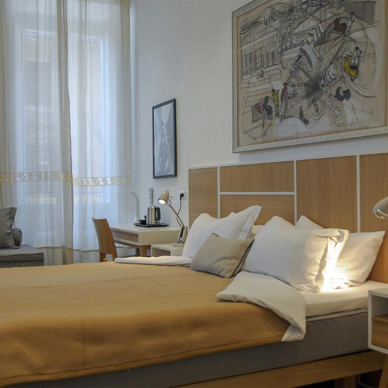 Roma Vespahouse - Camera Tripla con Bagno Privato - 12