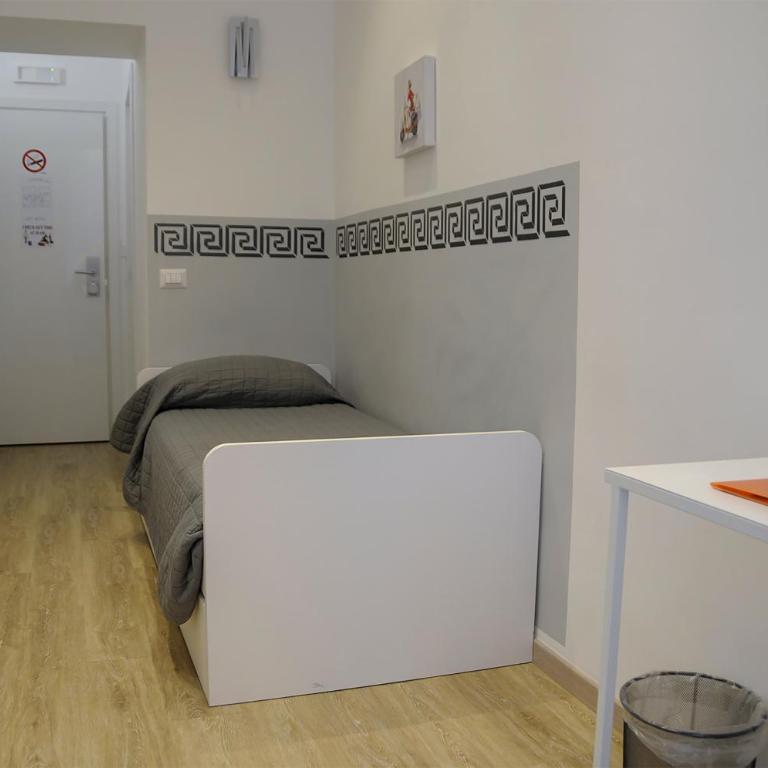 Roma Vespahouse - Camera Singola con Bagno Privato - 14