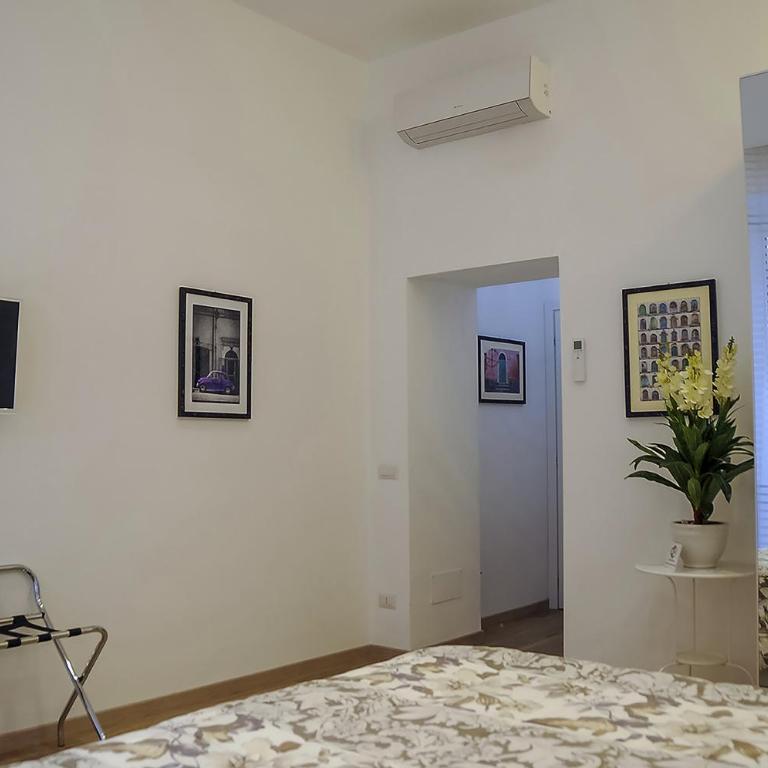 Roma Vespahouse - Camera Matrimoniale con Bagno Privato - 10
