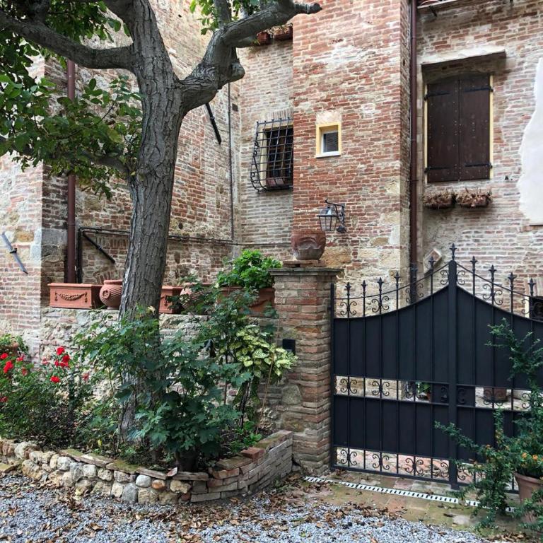 Torre alle Antiche Mura - Camera Matrimoniale con Bagno Privato - 1