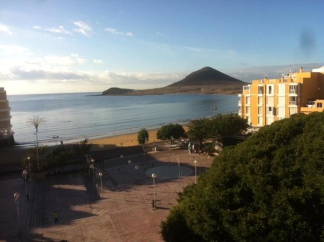 APARTAMENTOS LOS LAURELES - Apartamento con vistas al mar - 1