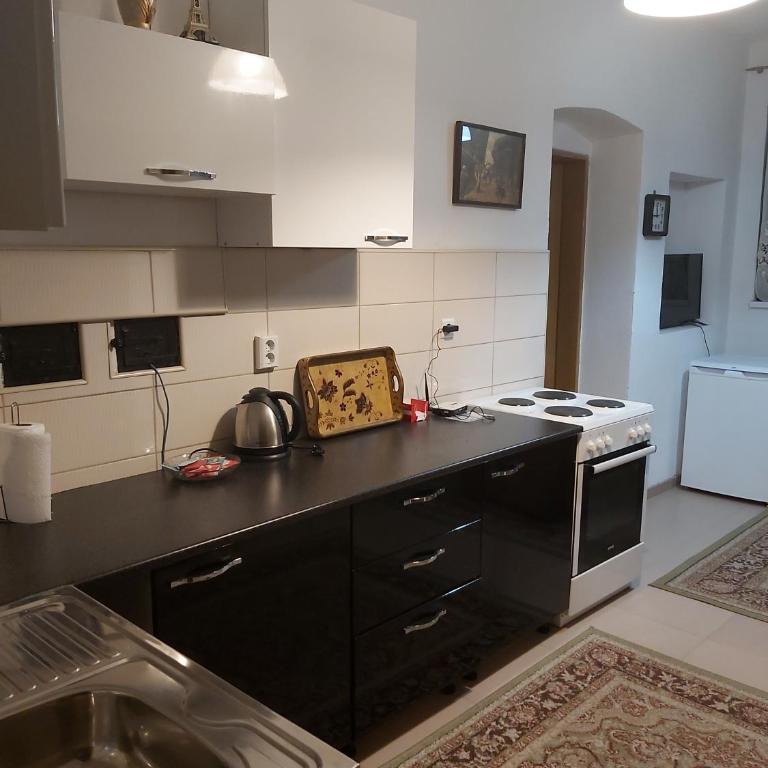 Guest House Mickey - Komfor Trokrevetna Soba - 6