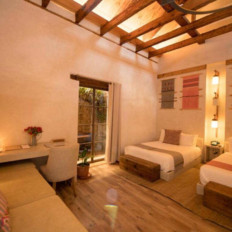 Casa Lum - Family Room with Terrace - 1