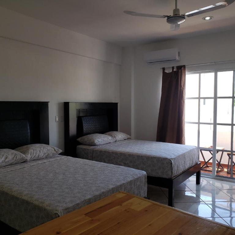 A una calle del ado 5ta avenida - Apartment with Balcony - 13