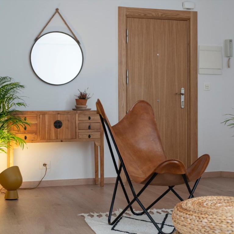 PREMIUM LOCATION! Gran Vía & FREE Parking - Two-Bedroom Apartment - 11
