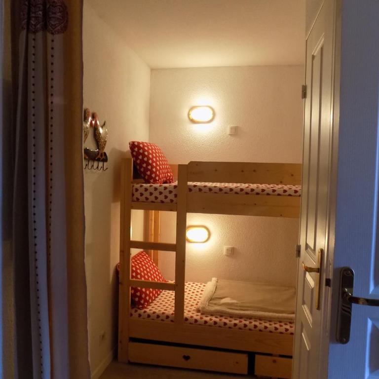 Appart 4 p pied des pistes Risoul 1850 - Appartement avec Vue sur la Montagne - 14