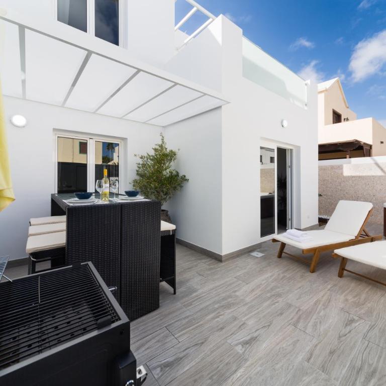 Carlotta´s Sea-Cret - Three-Bedroom House - 1