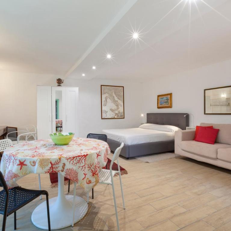 Gaiano Apt - Studio with Balcony - 18