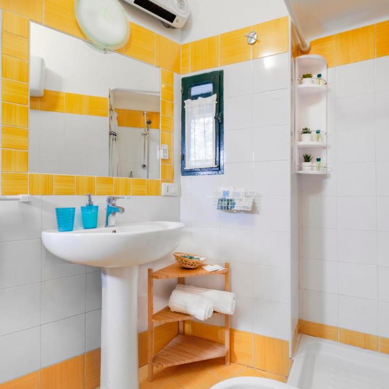 Gaiano Apt - Studio with Balcony - 8