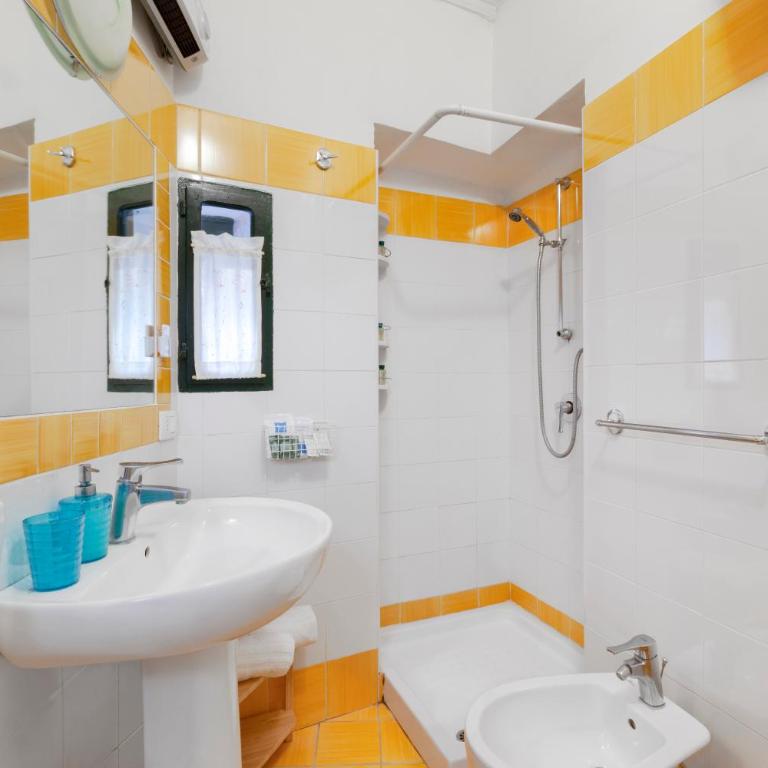 Gaiano Apt - Studio with Balcony - 19