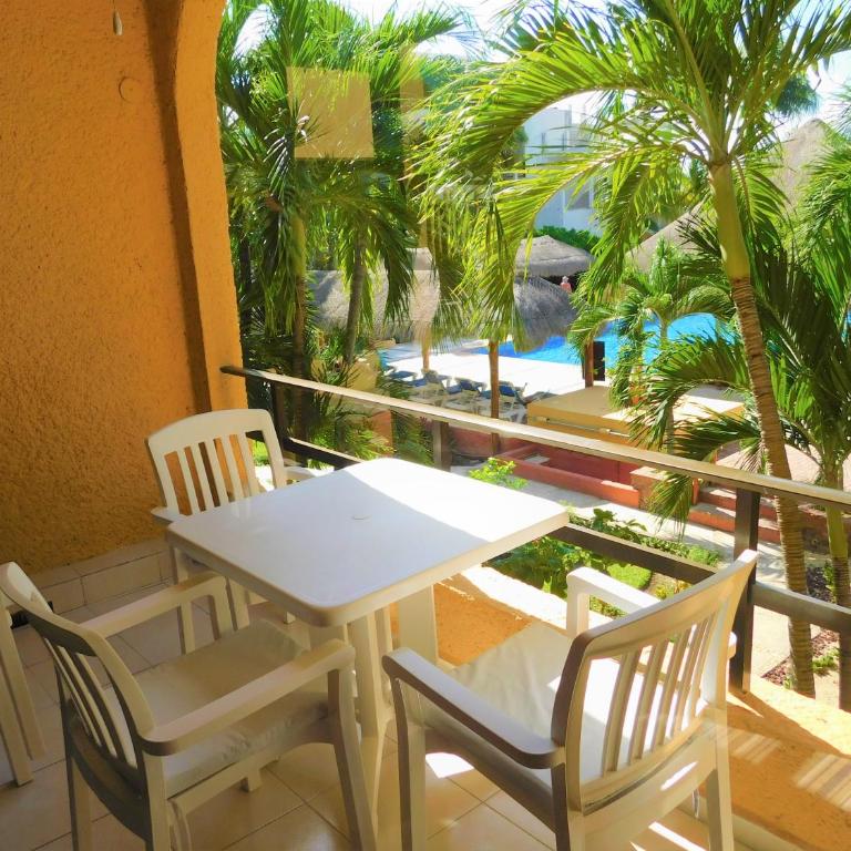 Nautibeach Beach Front Condos in North Beach - Room Selected at Check-In - 1