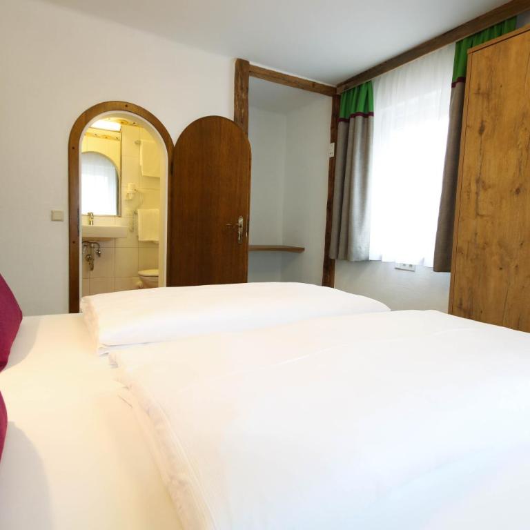 Kia Ora Hotel Restaurant - Familienzimmer mit Doppelbett - 4