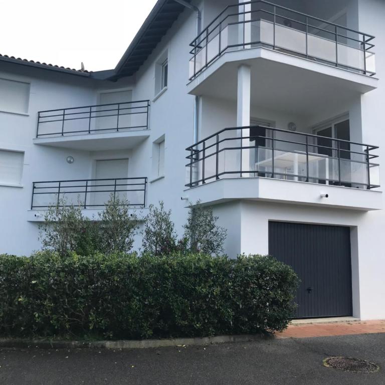 Spacieux T2 remis à neuf, à 3 min des plages, terrasse - Appartamento con 1 Camera da Letto - 12
