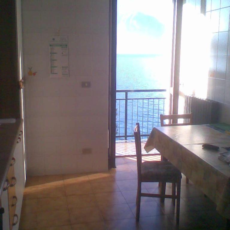 CASA IN RIVA AL LAGO - Casa con 3 Camere da Letto - 10