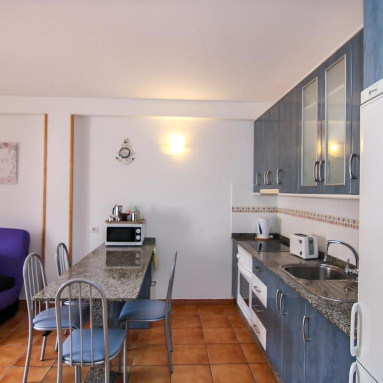 VVROMPEOLAS - Apartamento de 2 dormitorios - 3