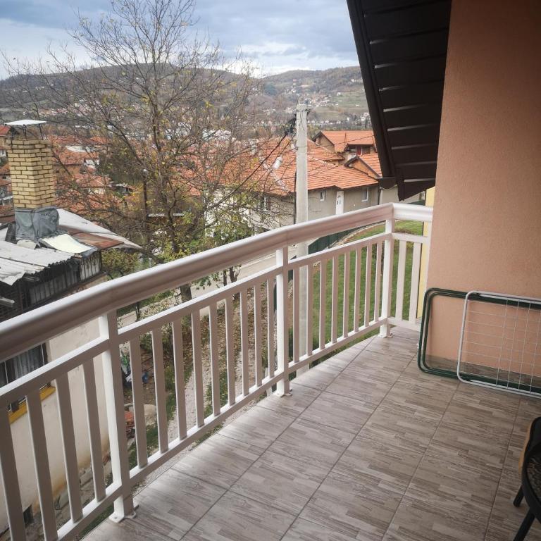 Edo - Apartman sa Balkonom - 4