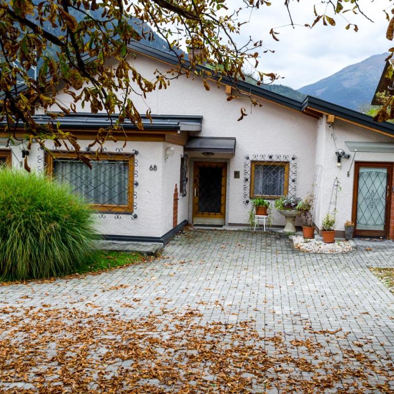 Ferienwohnungen Angermaier - Three-Bedroom Apartment - 28