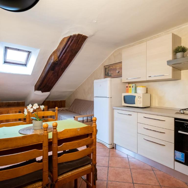 Mansarda xx settembre 72 - Two-Bedroom Apartment - 3