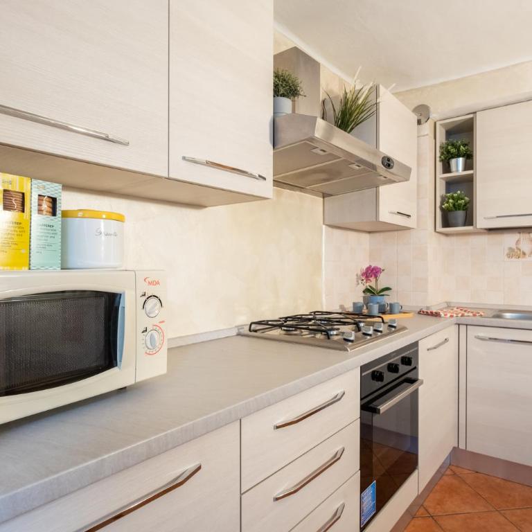 Mansarda xx settembre 72 - Two-Bedroom Apartment - 1