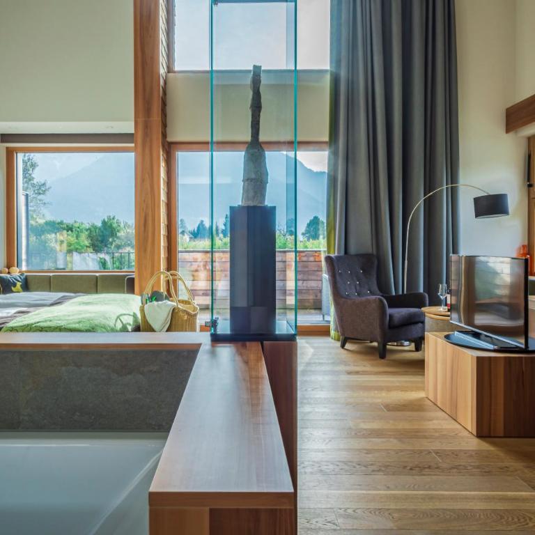 Klosterhof – Alpine Hideaway & Spa - Junior Suite mit Bergblick - 4