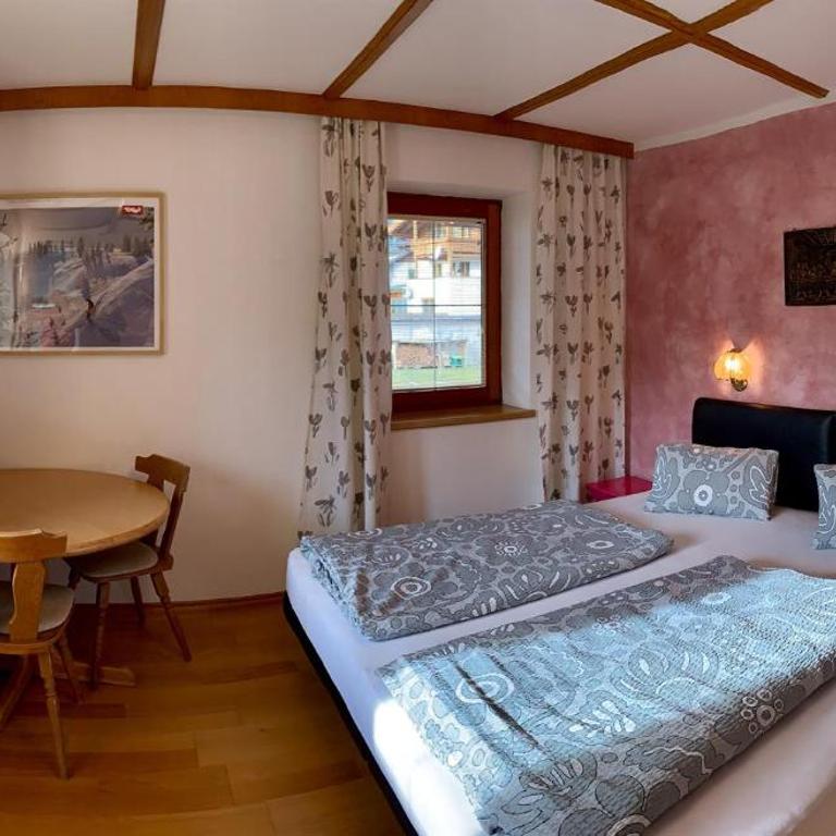 Chalet Neuhaus - Ferienhaus mit 4 Zimmern - 25