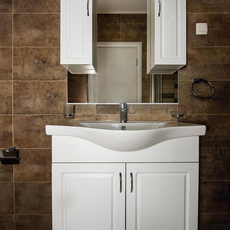 Adria Lux Apartments Sveti Stefan - Suite sa 3 Spavaće Sobe - 4