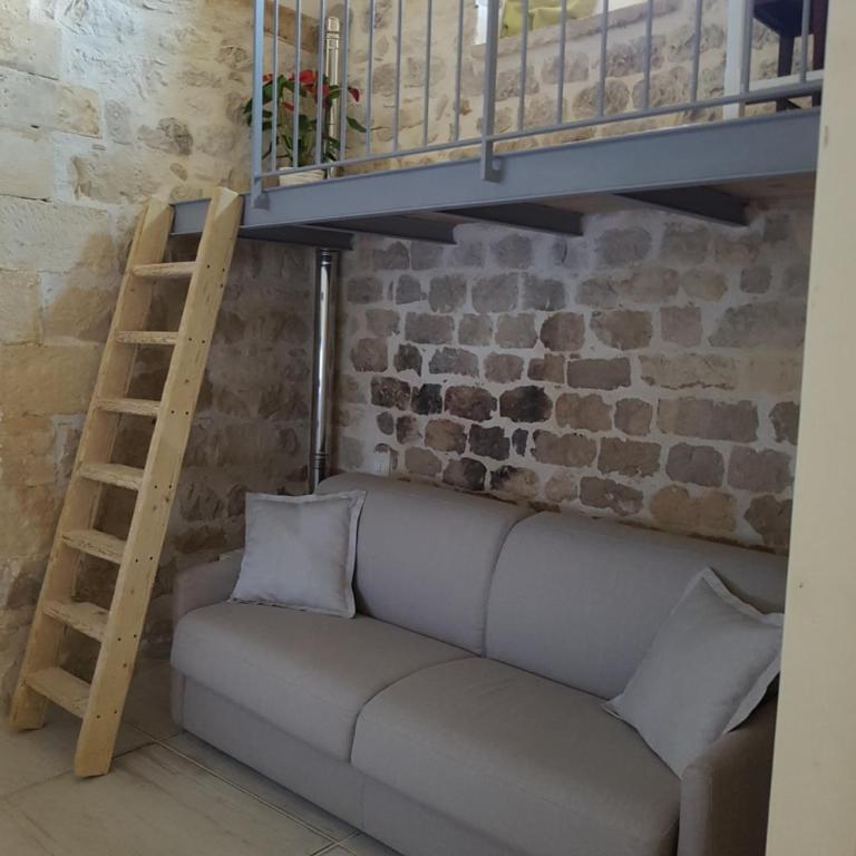 DAMA - Two-Bedroom Apartment - 18