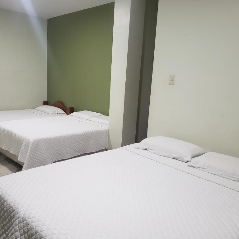 DC Suites Aeropuerto - Habitación Familiar Deluxe - 2