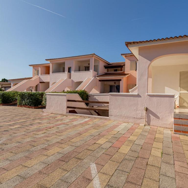 Residence Arcobaleno - One-Bedroom House - 5