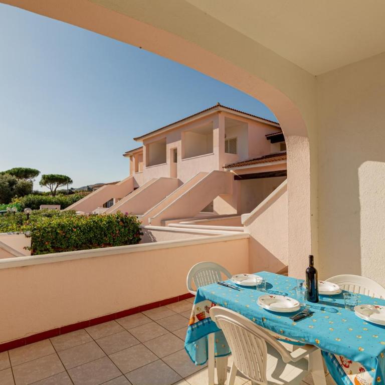 Residence Arcobaleno - One-Bedroom House - 13