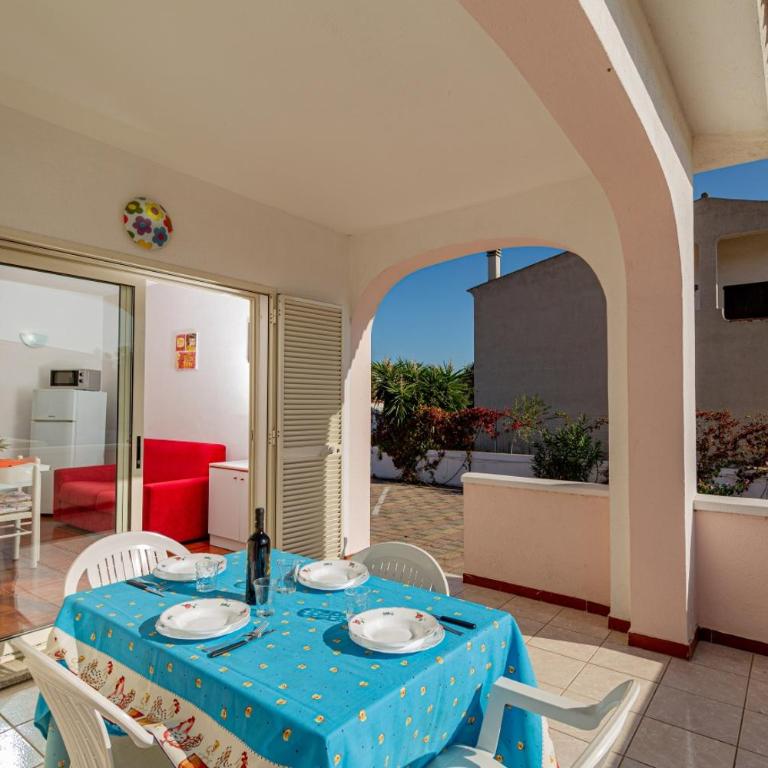 Residence Arcobaleno - One-Bedroom House - 11