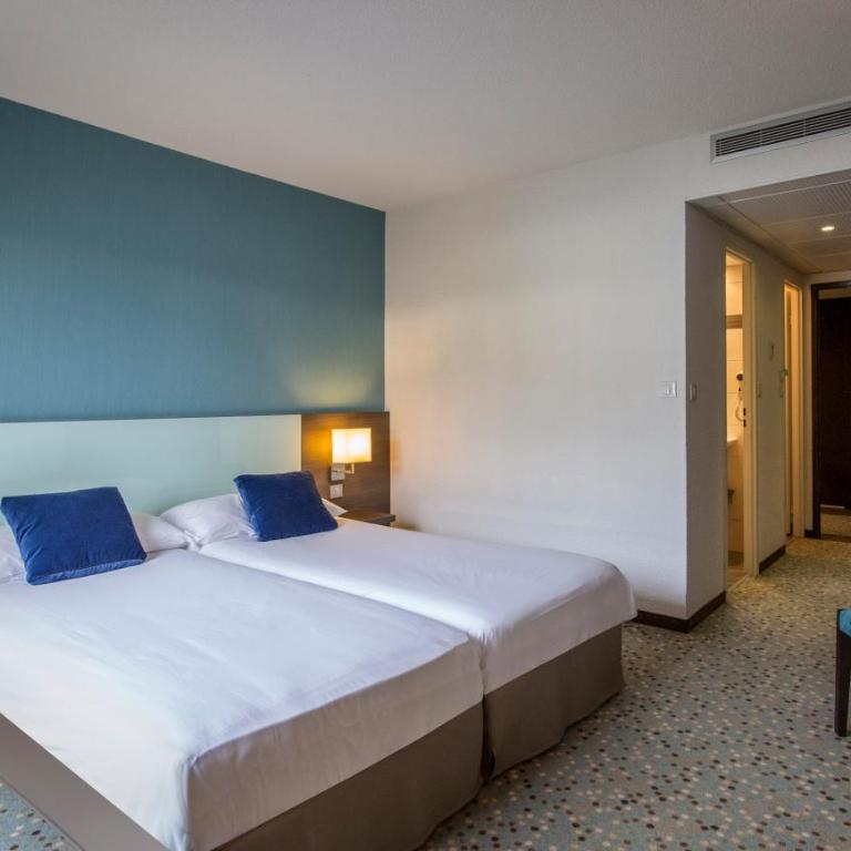 Hôtel Miramont - Habitación Doble con vistas al jardín - 4