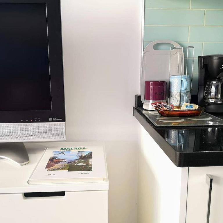 Sweet Torremolinos Centro - One-Bedroom Apartment - 11