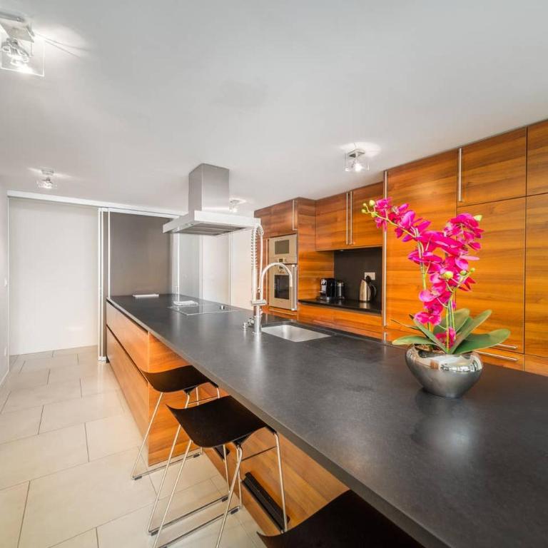 Luxury Apartment Lake View & Center of Montreux by GuestLee - Apartment mit 4 Schlafzimmern - 8