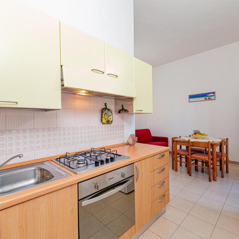 Centro Residenziale Le Canne - Appartamento - Piano Terra - 11
