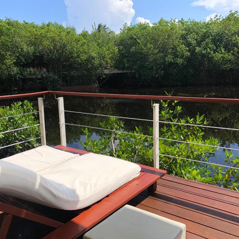 Blue Diamond Wellness Resort - All Inclusive Adults Only - Palafitos Deluxe Junior Suite - 6