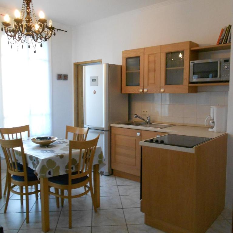 Beau 3 pieces proche centre - Appartement 2 Chambres - 4