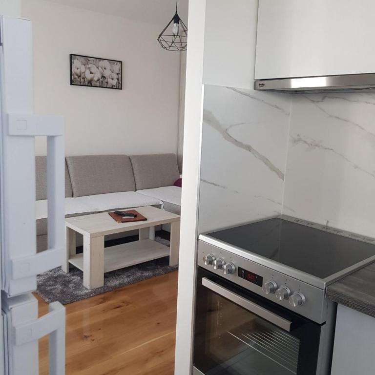 Banja Luka 03 - Apartman sa 2 Spavaće Sobe - 9