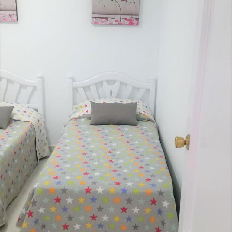 Unique Apartment - Two-Bedroom Apartment - 13