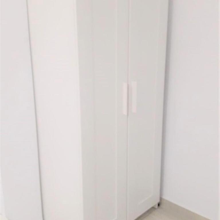 Unique Apartment - Three-Bedroom Apartment - 11