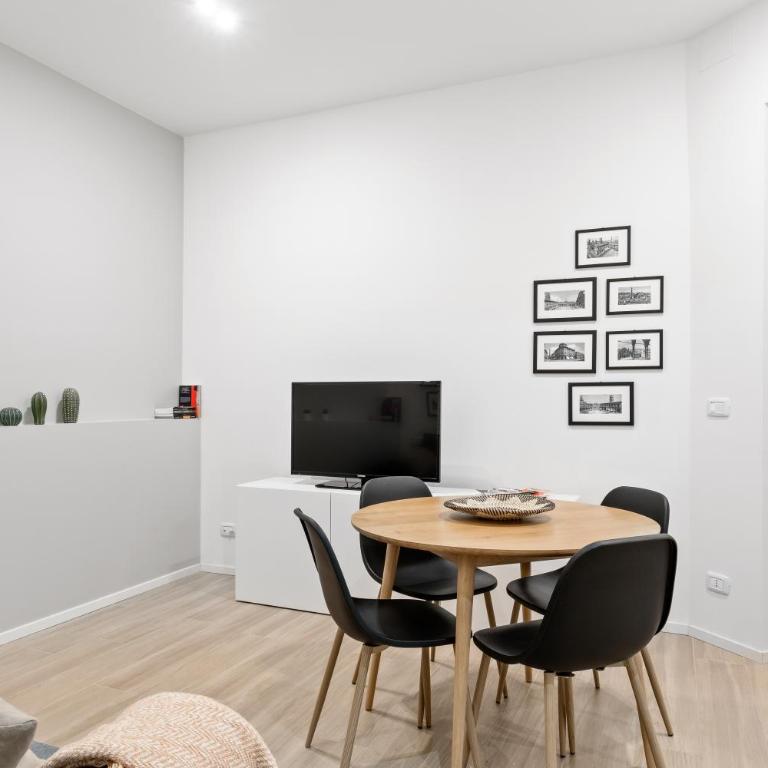 GuestHost - Piazza Maggiore White Apartment - One-Bedroom Apartment - 4