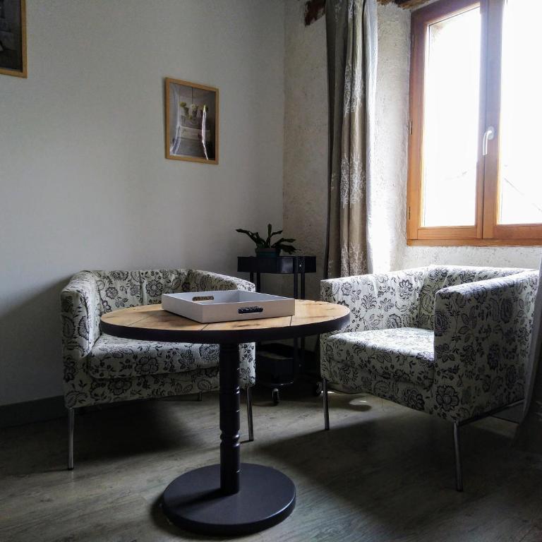 Chez Christine Et Fabrice - Studio Lit Queen-Size - 8