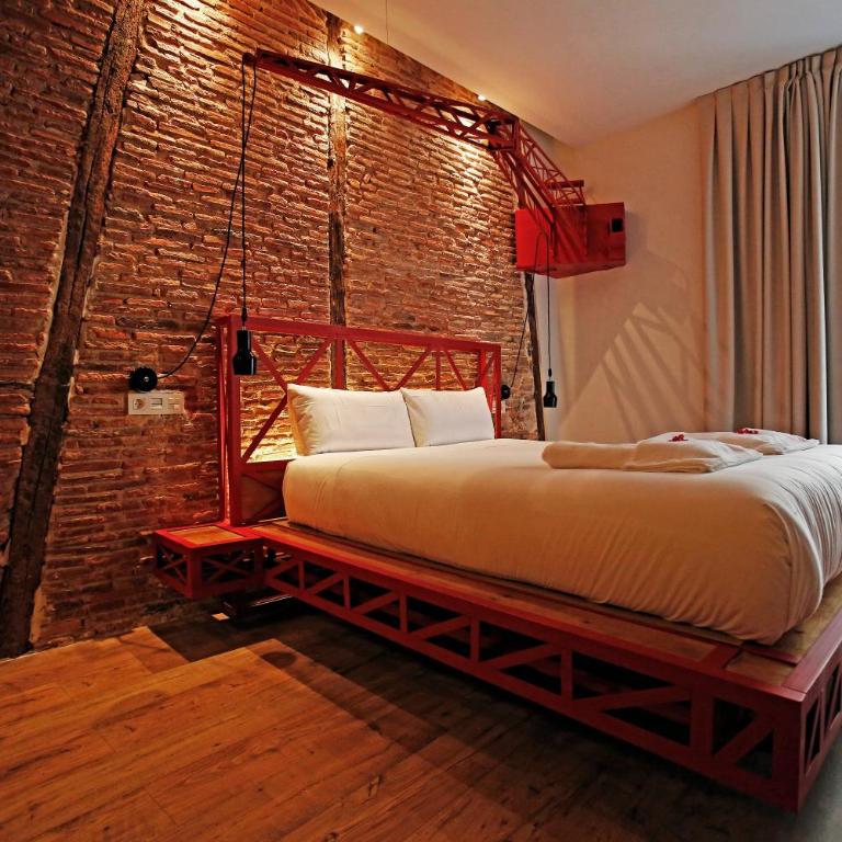 Pensión Basque Boutique - Triple Room - 13