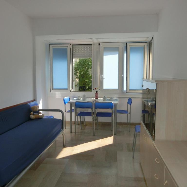 Residence Pineda - Appartamento con 2 Camere da Letto - 3