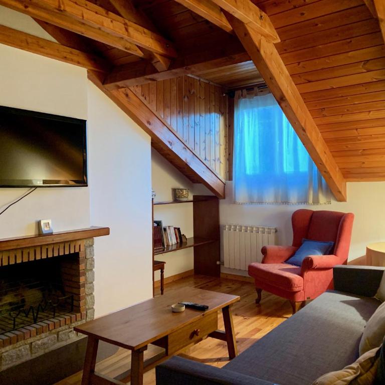 BPIRINEOS-Estós - Apartamento de 2 dormitorios - 1