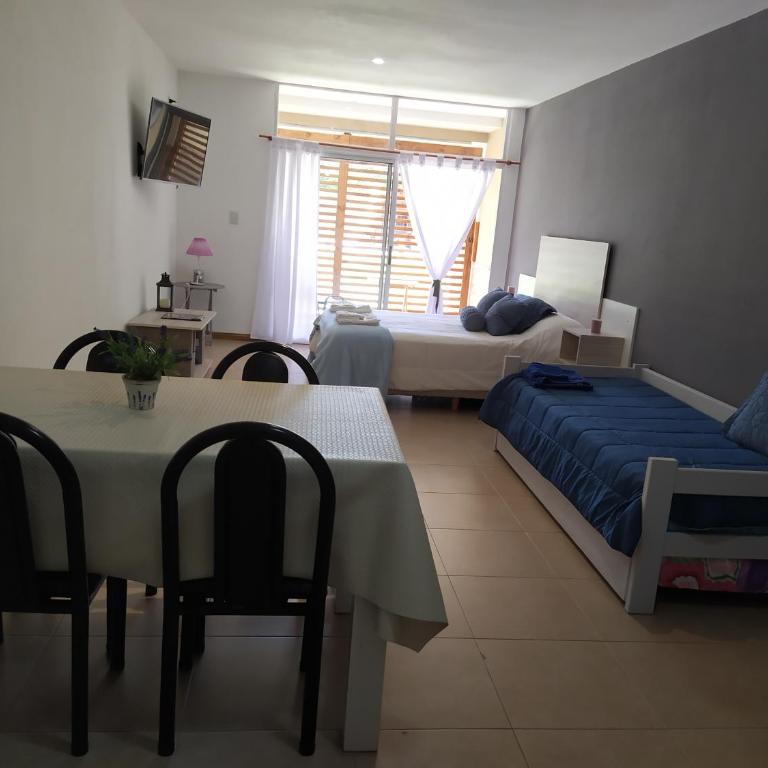 Casa Azcuénaga - Parque - Zona comercial - Aerop 15 min - Casa de 3 dormitorios - 27