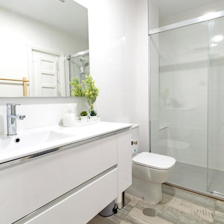 PATIOS DE GARCIA LORCA - Three-Bedroom Apartment - 39