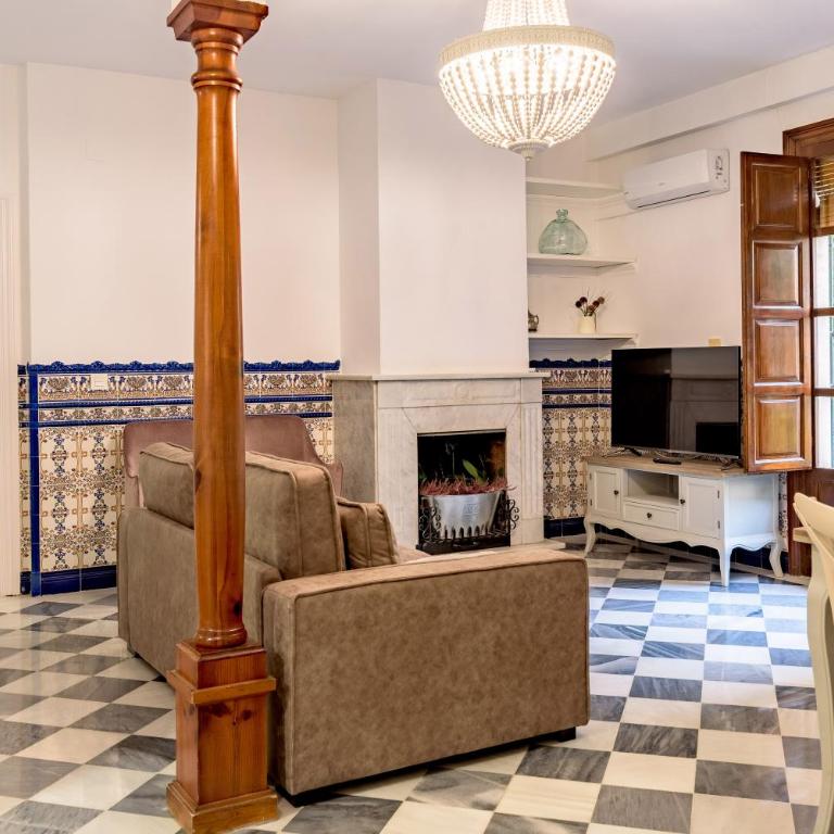 PATIOS DE GARCIA LORCA - Three-Bedroom Apartment - 6