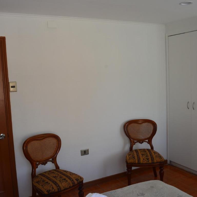 Los Araucanos - Habitación Doble con baño privado externo - 2 camas - 9